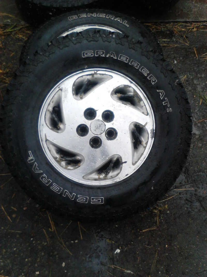 Illustration for article titled Prepping for new tires